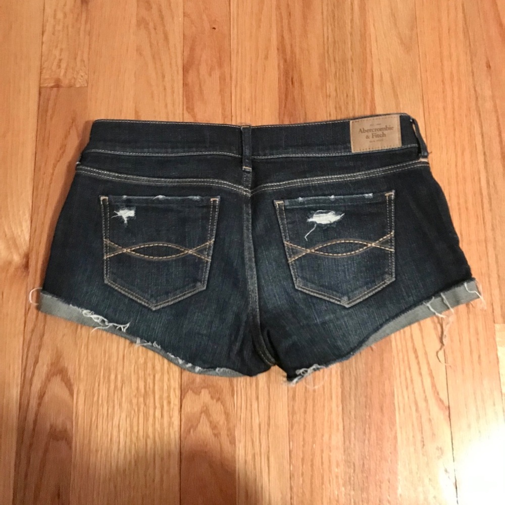 Abercrombie & Fitch Jean Shorts - Picture 3 of 4